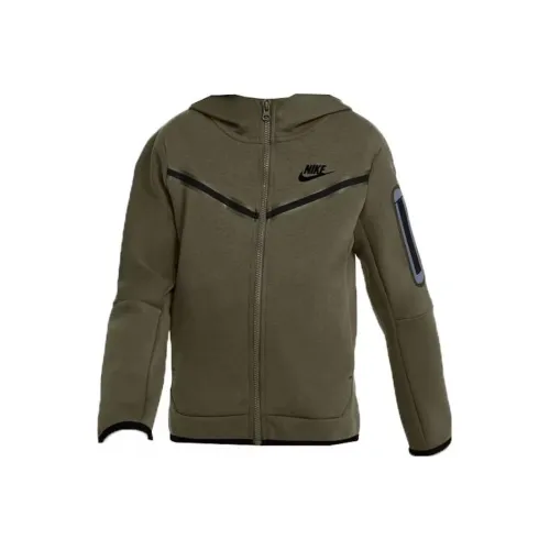 nike Куртки и Пальто Мужской Зеленый