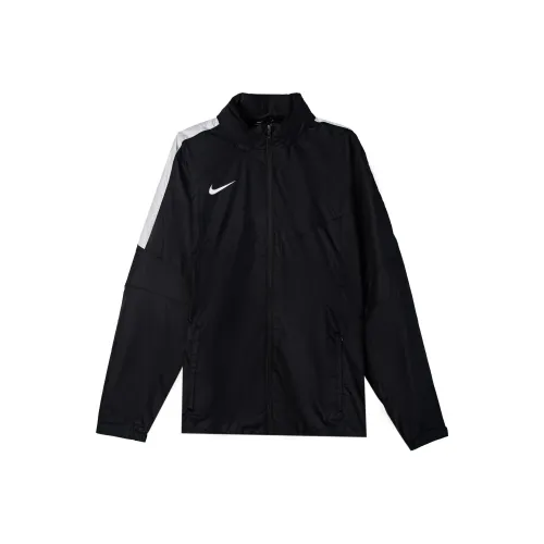 Nike Куртки и Пальто Мужской Черный