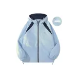 Светло-голубой