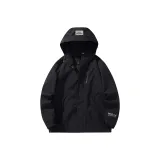 Легкая ветровка, черного цвета