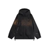 Яркий черный