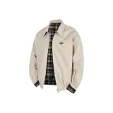 Светло-абрикосовый