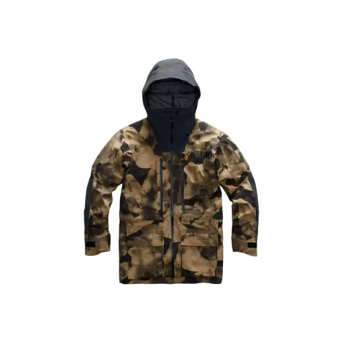 THE NORTH FACE Куртки и Пальто Мужской Камуфляж