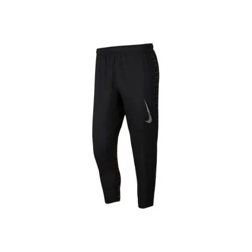 Черные мужские спортивные штаны Nike