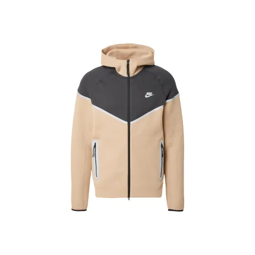 nike Куртки и Пальто Мужской Бежевый