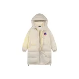 Бежево-абрикосовый