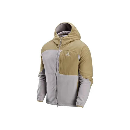 Nike ACG Wolf Tree Куртка Мужская Серого цвета