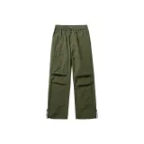 Темно-зеленый