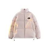 Светло-розовый