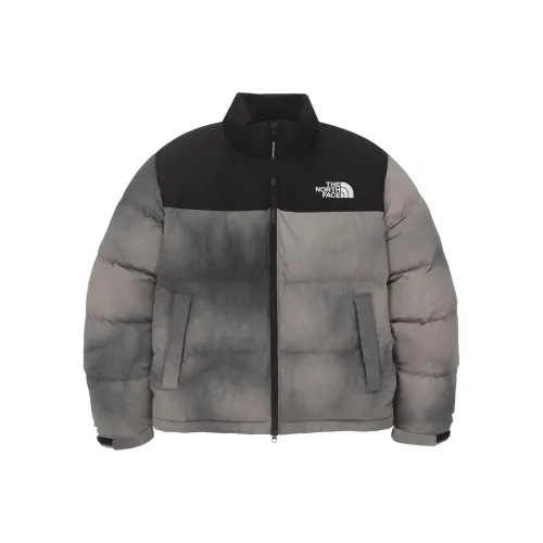 The North Face Пуховики и зимние пальто Мужской Серый