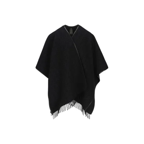 FENDI Мужские черные плащи