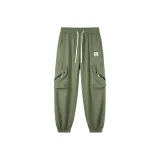 Армейский зеленый