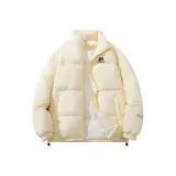 Светло-желтый