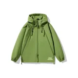 Светло-зеленый цвет травы