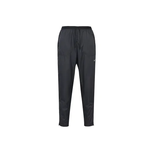 Черные мужские спортивные штаны Nike