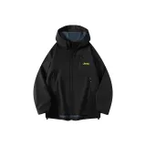 Яркий черный