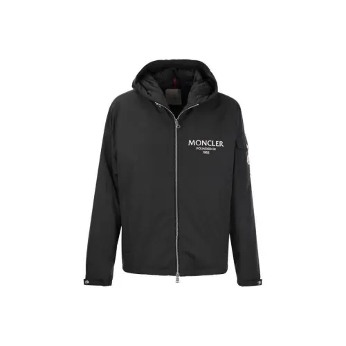 MONCLER Черные Мужские Куртки