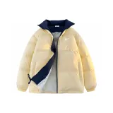 Светло-жёлтый