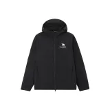 Призрачно черный