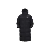 Призрачно черный