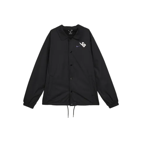 Nike Куртки и Пальто Унисекс Черный