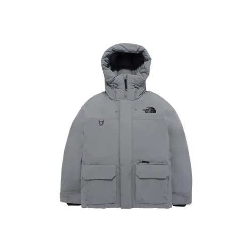 The North Face Пуховики и зимние пальто Мужской Серый