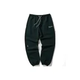 Тёмно-зелёный