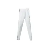 Чисто белый