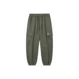 Оливковый зеленый