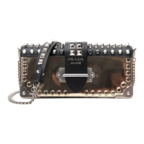 PRADA Сумки через плечо Женские