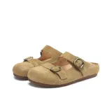 Светло-желтый