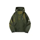 Оливковый зеленый