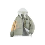 Светло-зеленый