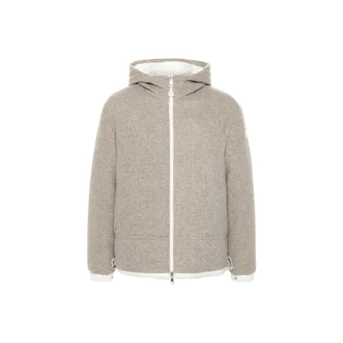 Moncler Пуховики и зимние пальто Мужской Тауповый