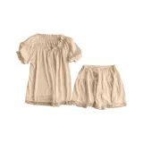 Светло-розовый