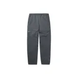 Чёрно-зелёно-серый