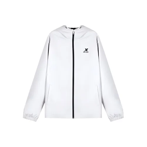 XTEP ZONGXUNXILIE Тренчкот Мужской Cloud Peak Серый