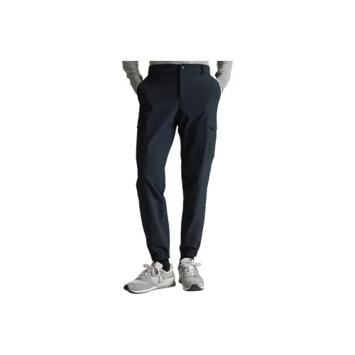 New Balance Повседневные брюки Мужские Черные