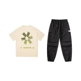 Комплект одежды (Абрикосовая короткая футболка с коротким рукавом + черные штаны)