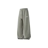 Оливковый зеленый