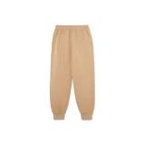 Бежево-жёлтый