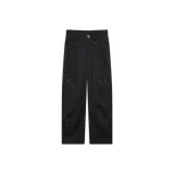 Призрачно черный