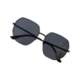 Черная оправа с черно-серыми линзами