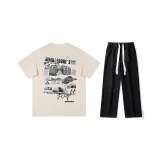 Комплект одежды (Абрикосовая короткая рукавка + черные джинсы) с ожерельем