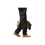 Чёрный и оранжевый