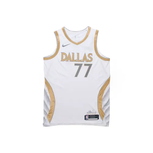 Nike Баскетбольная Джерси AU Игровая версия 20 21 Сезон Dallas Mavericks Лука Донčić Размер 77 Мужская Белая
