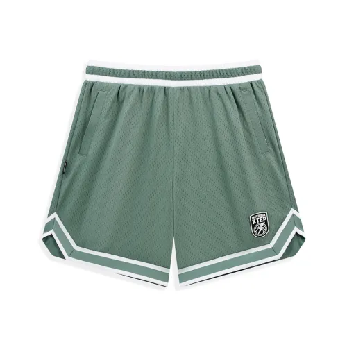 XTEP Повседневные шорты Мужской Бамбук STEM Зеленый