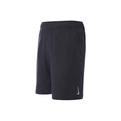 Nike Мужские спортивные шорты черного цвета