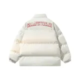 Абрикосово-красный