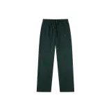 Темно-зеленый